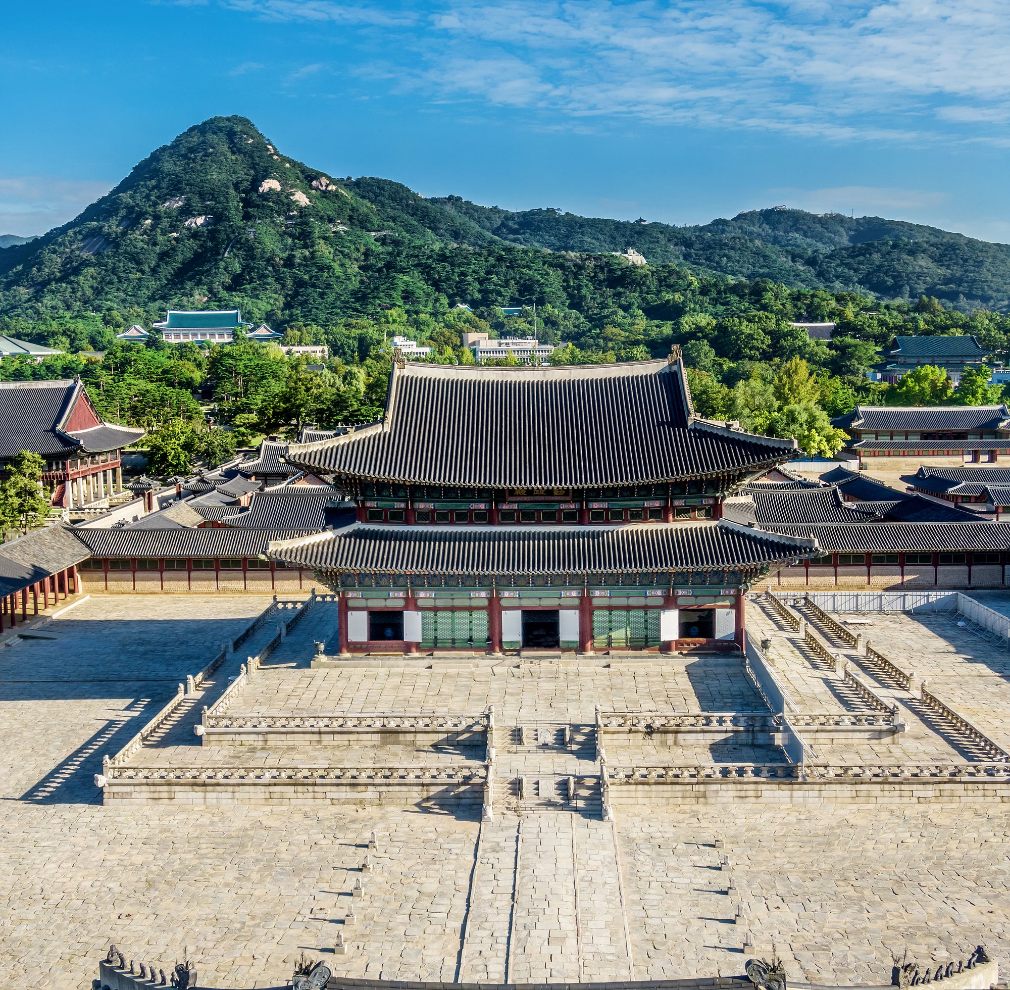 ./images/gyeongbokgung.jpg